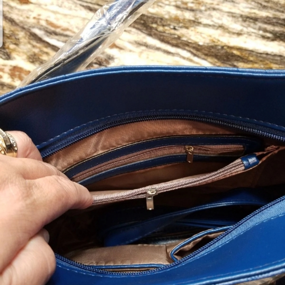 3pc Purse - Picture 4 of 5
